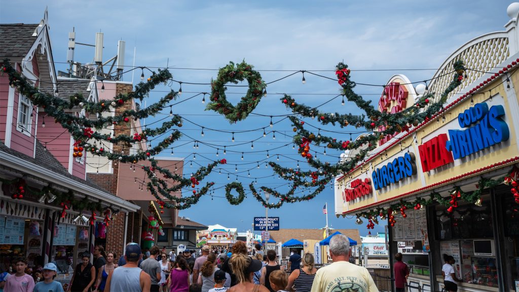 Christmas in July decoration