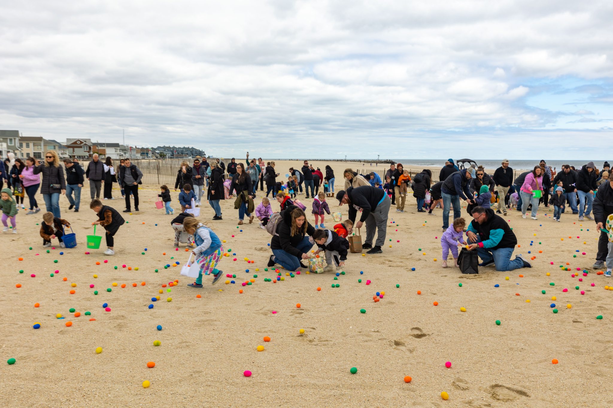 Jenkinson’s Boardwalk Egg Hunt for ages 0–10, taking place March 29 at 1pm.